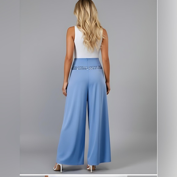 Sequin Detail Wide Leg Pants - Picture 4 of 6